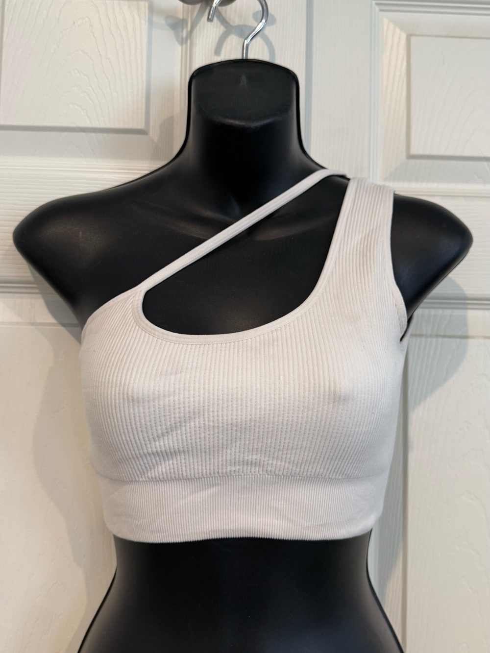 NVGTN Asymmetrical One-Shoulder Ribbed Sports Bra White